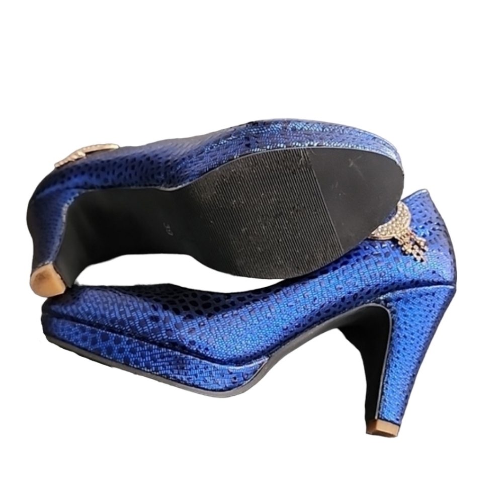 METALLIC COBALT BLUE VEGAN Platform Pumps 8 Heels Gold CZ Moon Charms Chunky - Picture 13 of 16